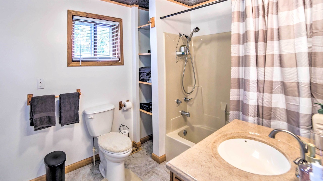 Photo of Bathroom in Ishpeming