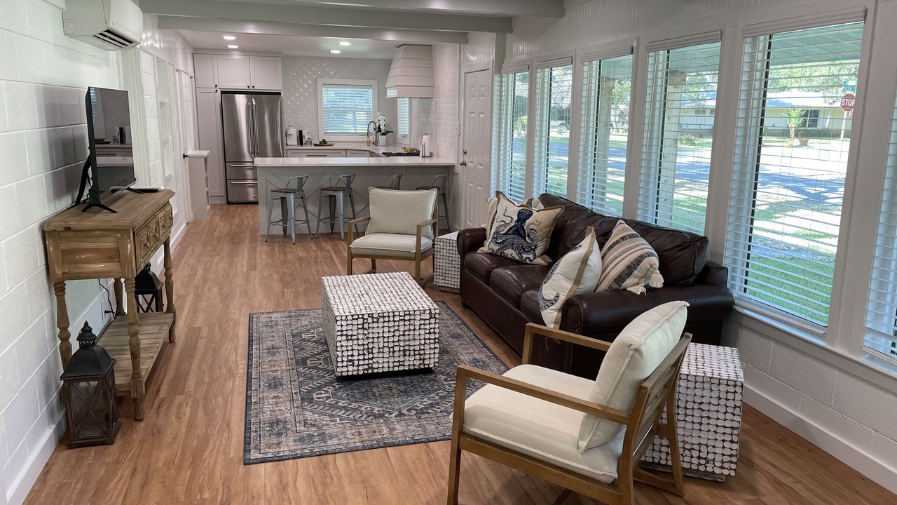 Photo of Livingroom in Fulton