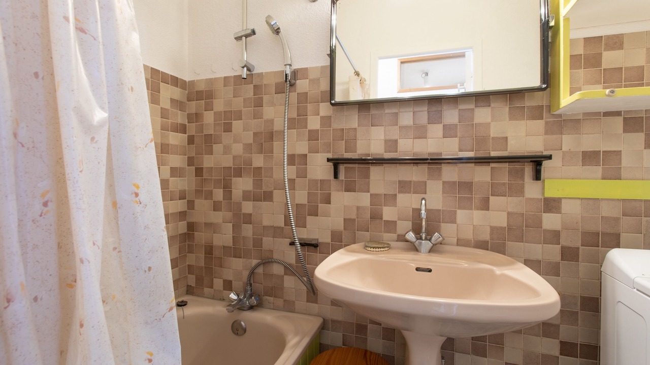 Photo of Bathroom in Embrun