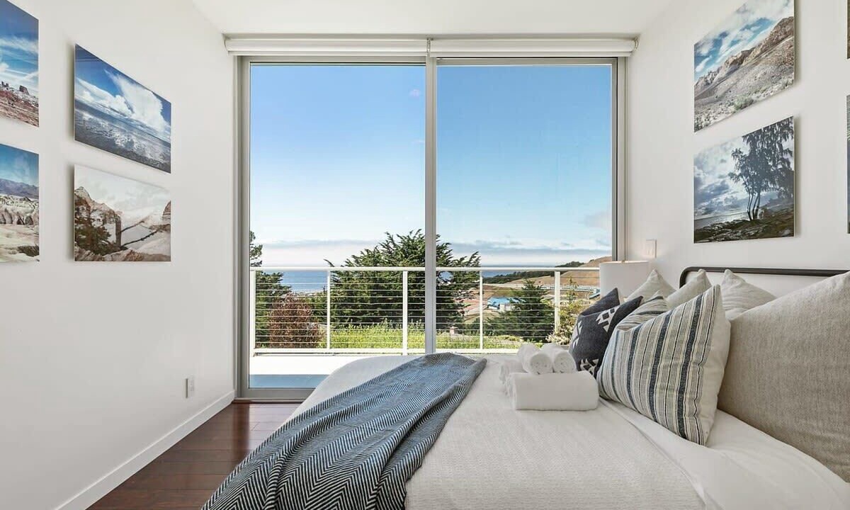 Photo of Bedroom in Sharp Park