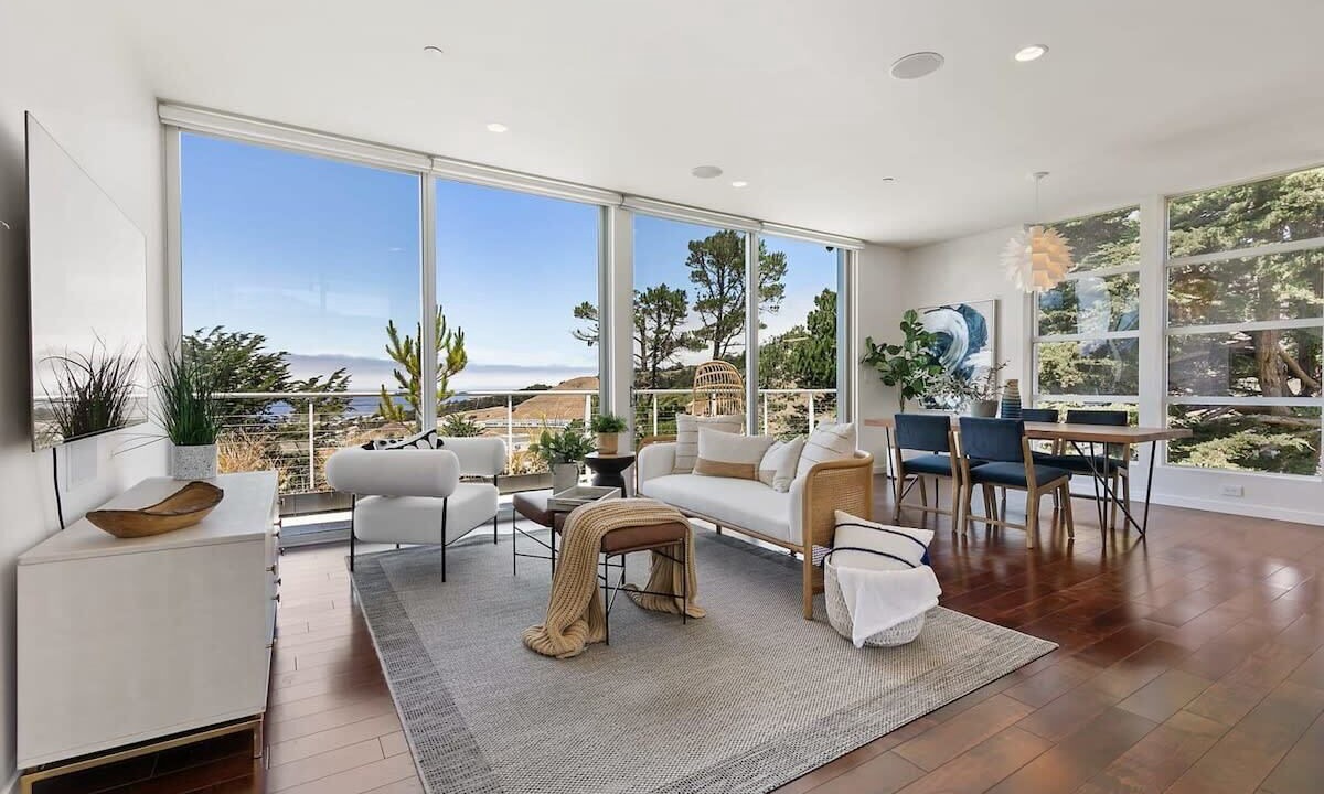 Photo of Livingroom in Sharp Park
