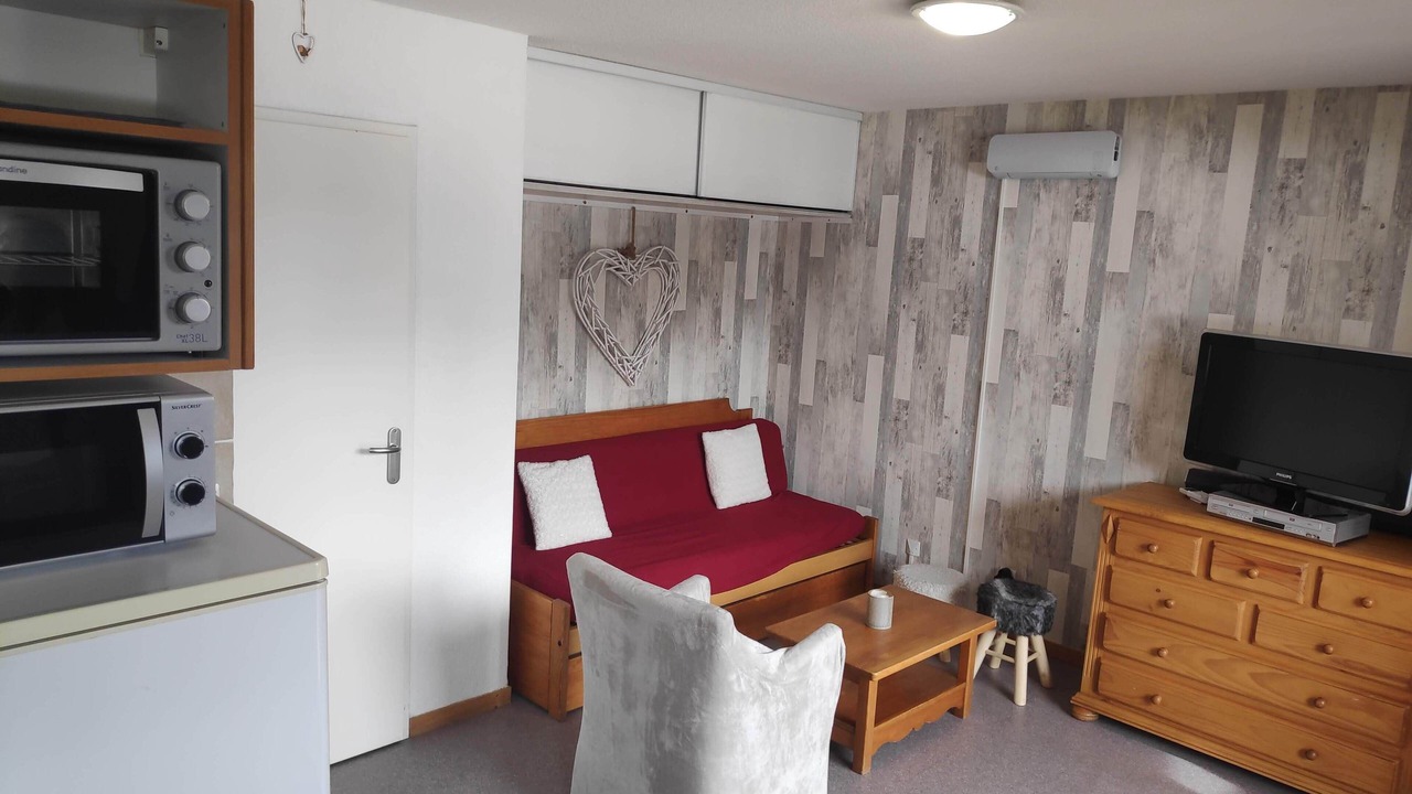 Photo of Bedroom in Saint-Etienne-en-Devoluy