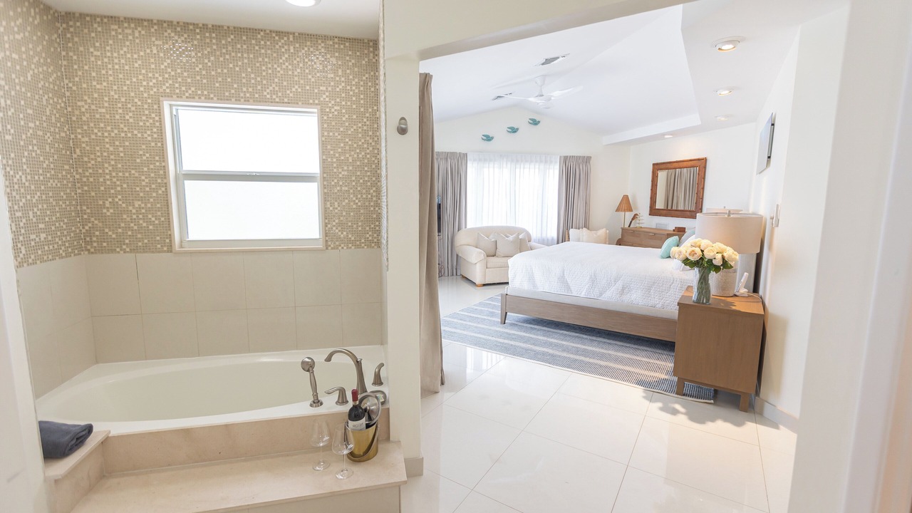 Photo of Bedroom in Rum Point