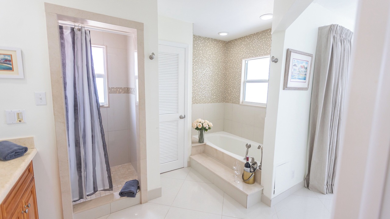 Photo of Bathroom in Rum Point