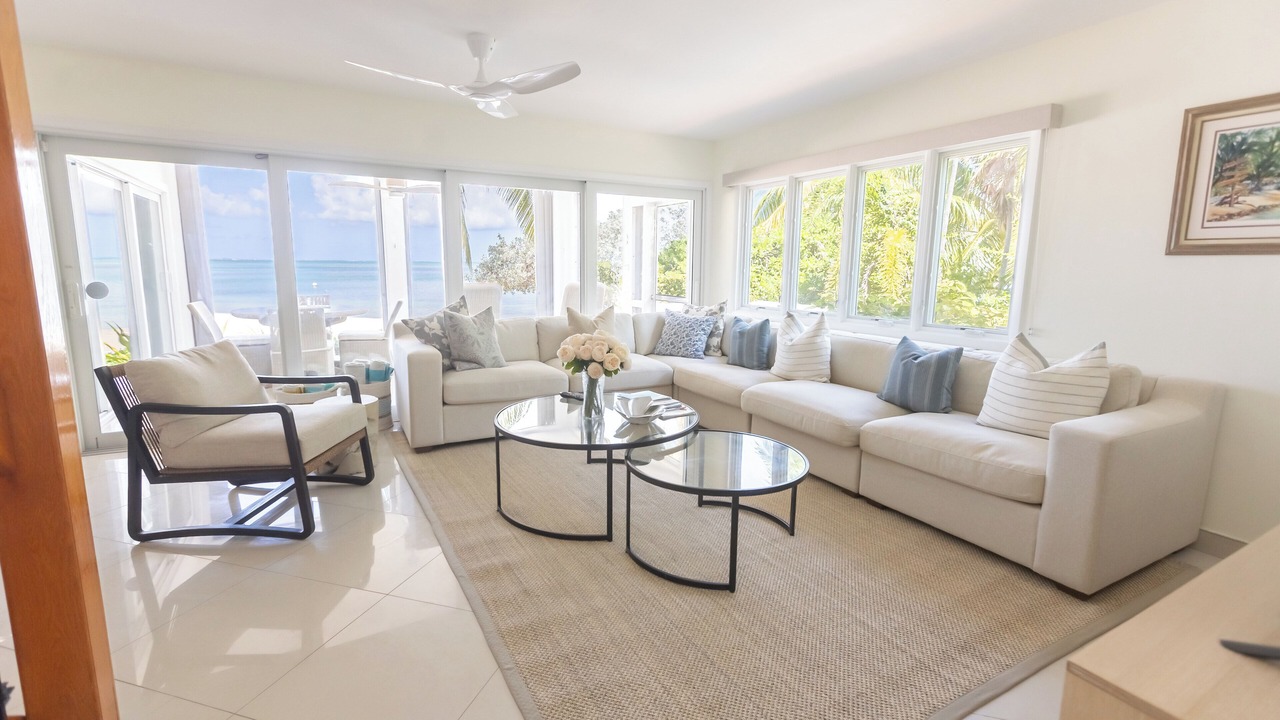 Photo of Livingroom in Rum Point