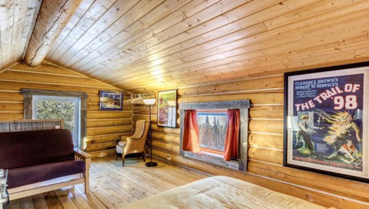 Photo of Bedroom in Yukon