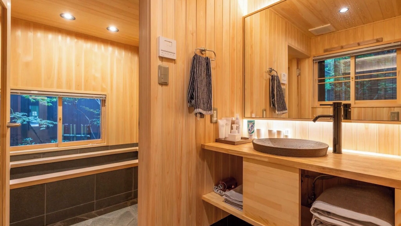 Photo of Bathroom in Karasuma