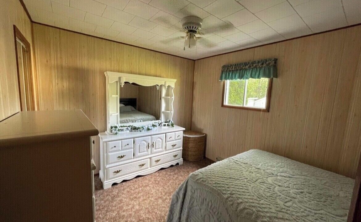 Photo of Bedroom in Chalet Beach