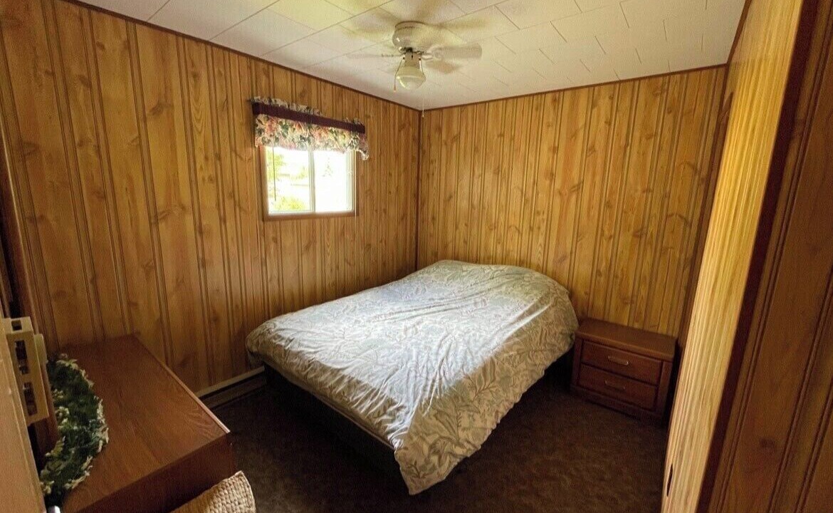 Photo of Bedroom in Chalet Beach