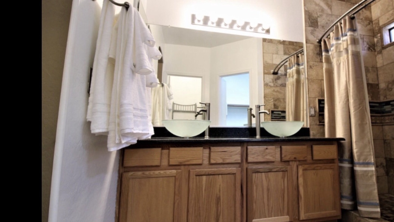 Photo of Bathroom in Copper Basin