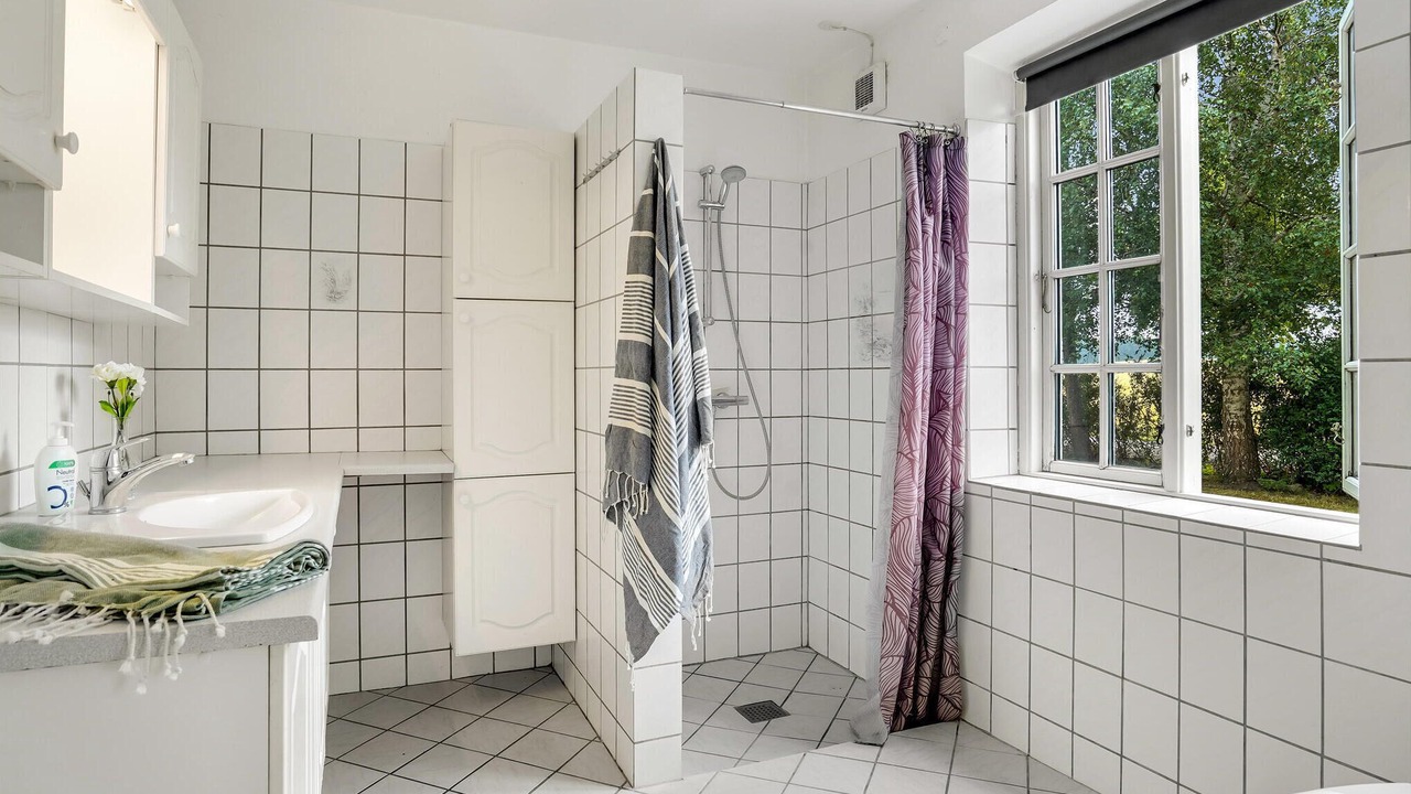 Photo of Bathroom in Kvaerndrup