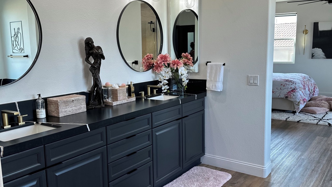 Photo of Bathroom in Lake Elsinore