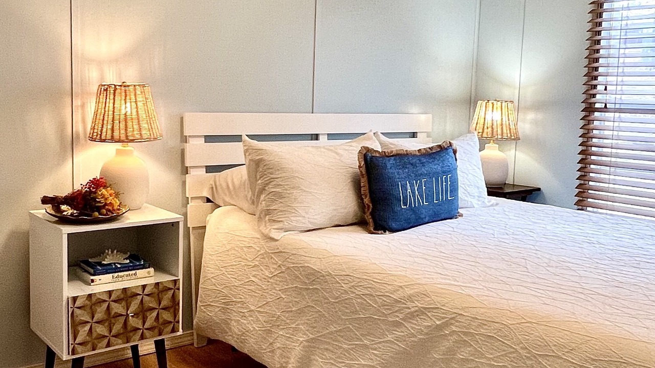 Photo of Bedroom in Pettit