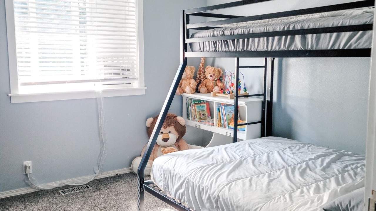 Photo of Bedroom in Paine Field-Lake Stickney