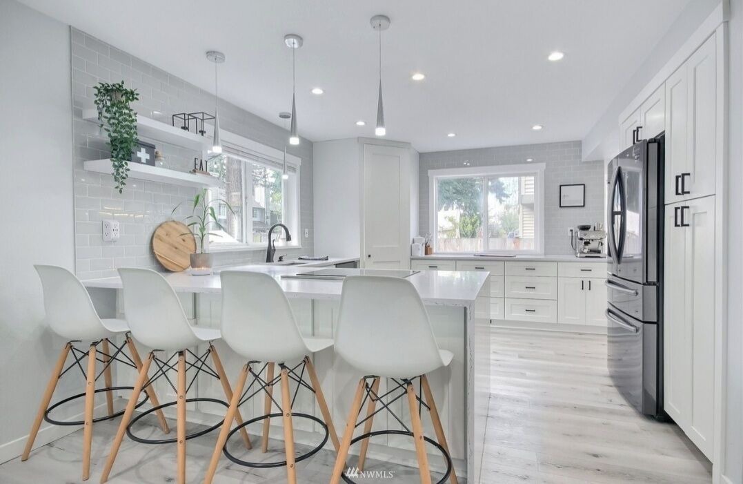 Photo of Kitchen in Paine Field-Lake Stickney