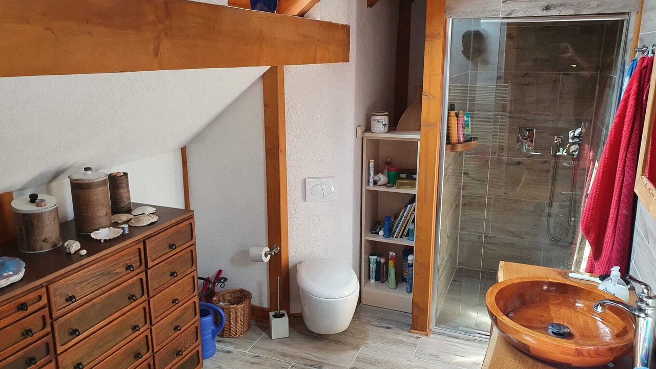 Photo of Bathroom in Maust