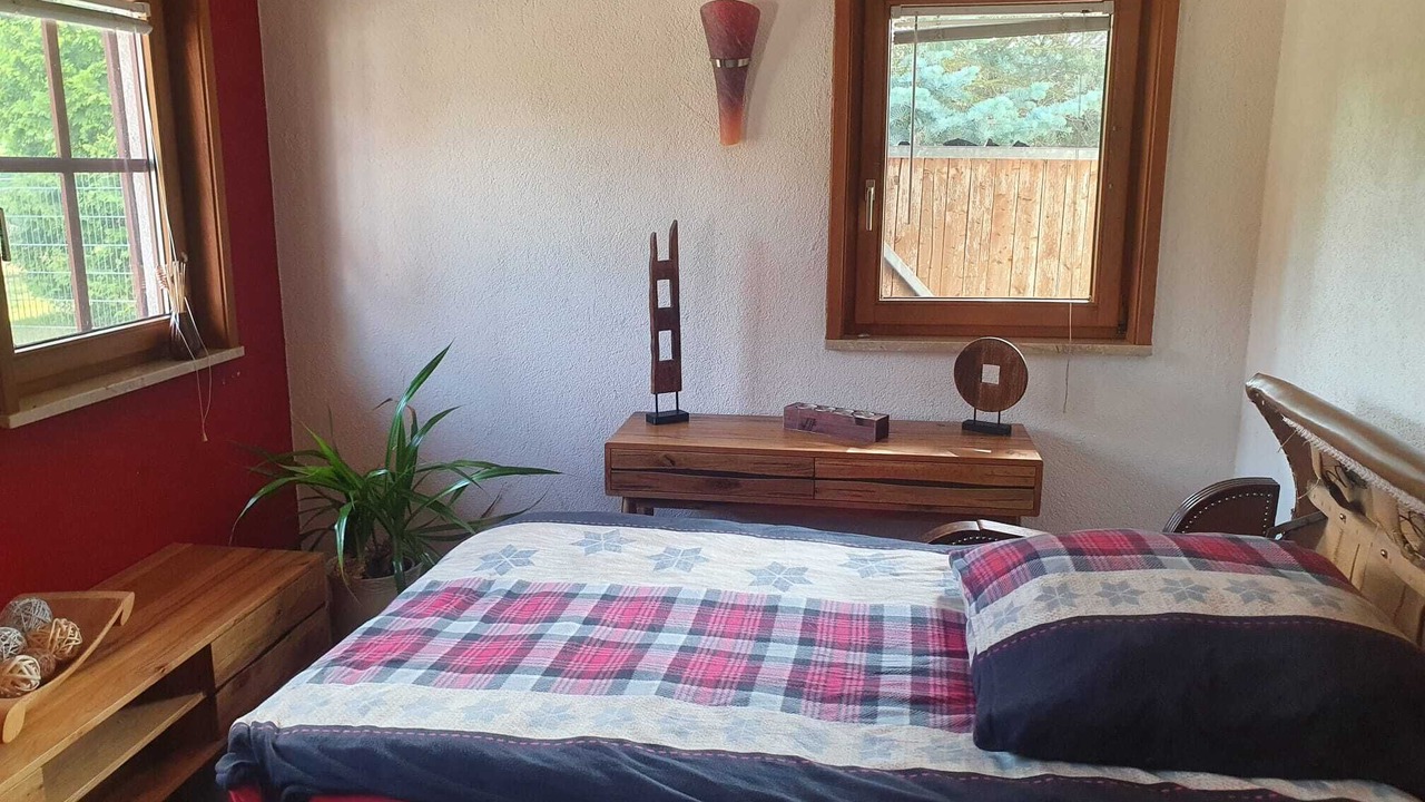 Photo of Bedroom in Maust