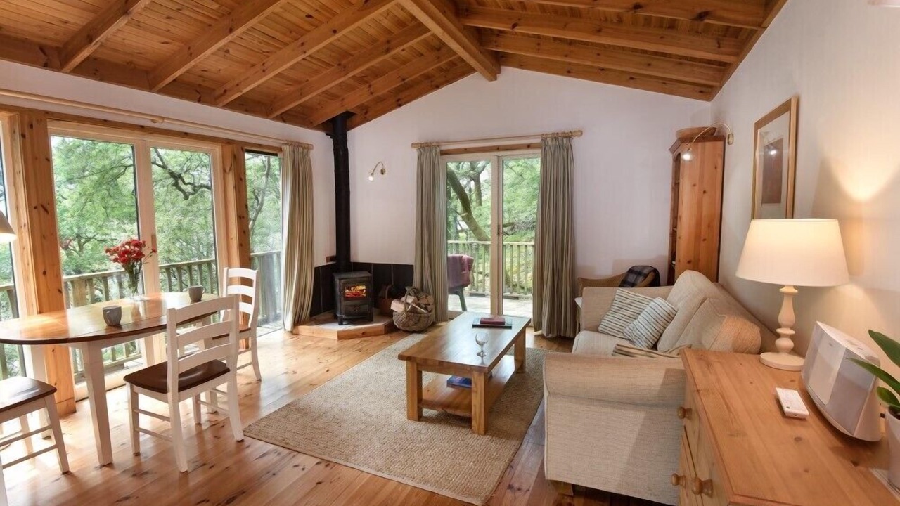 Photo of Livingroom in Diabaig