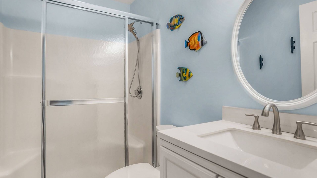 Photo of Bathroom in Beachwalk