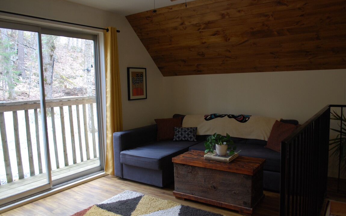 Photo of Livingroom in Algonquin Highlands