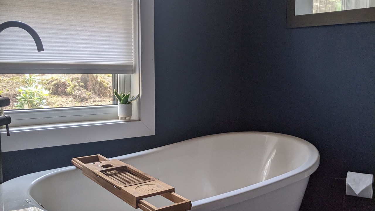 Photo of Bathroom in Algonquin Highlands