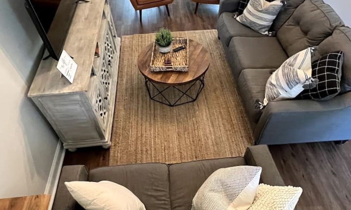Photo of Livingroom in North Charleston