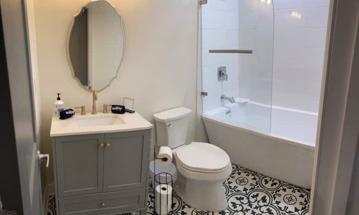 Photo of Bathroom in North Charleston