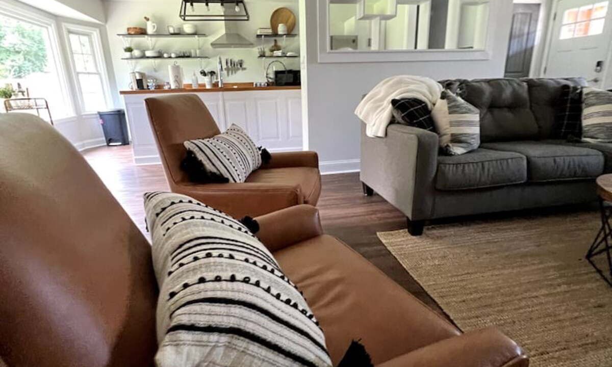 Photo of Livingroom in North Charleston