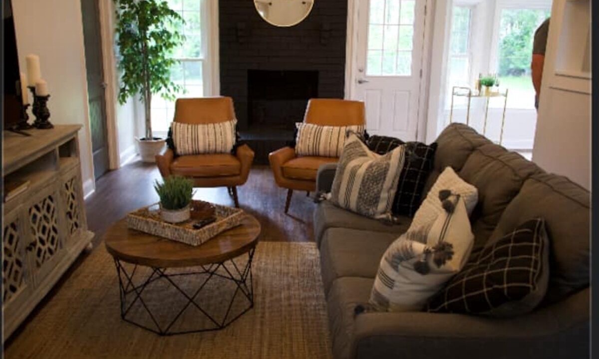 Photo of Livingroom in North Charleston