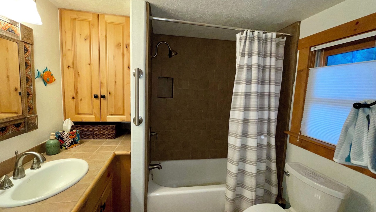 Photo of Bathroom in Bayfield