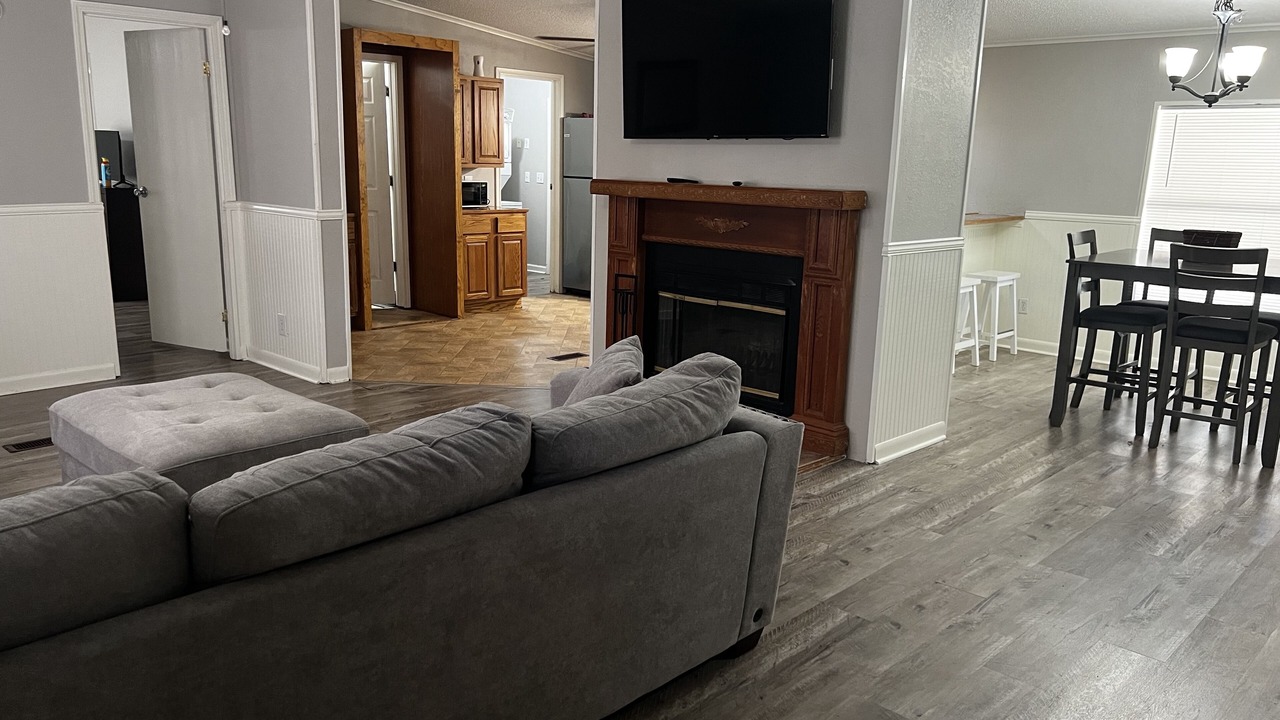 Photo of Livingroom in Sulphur