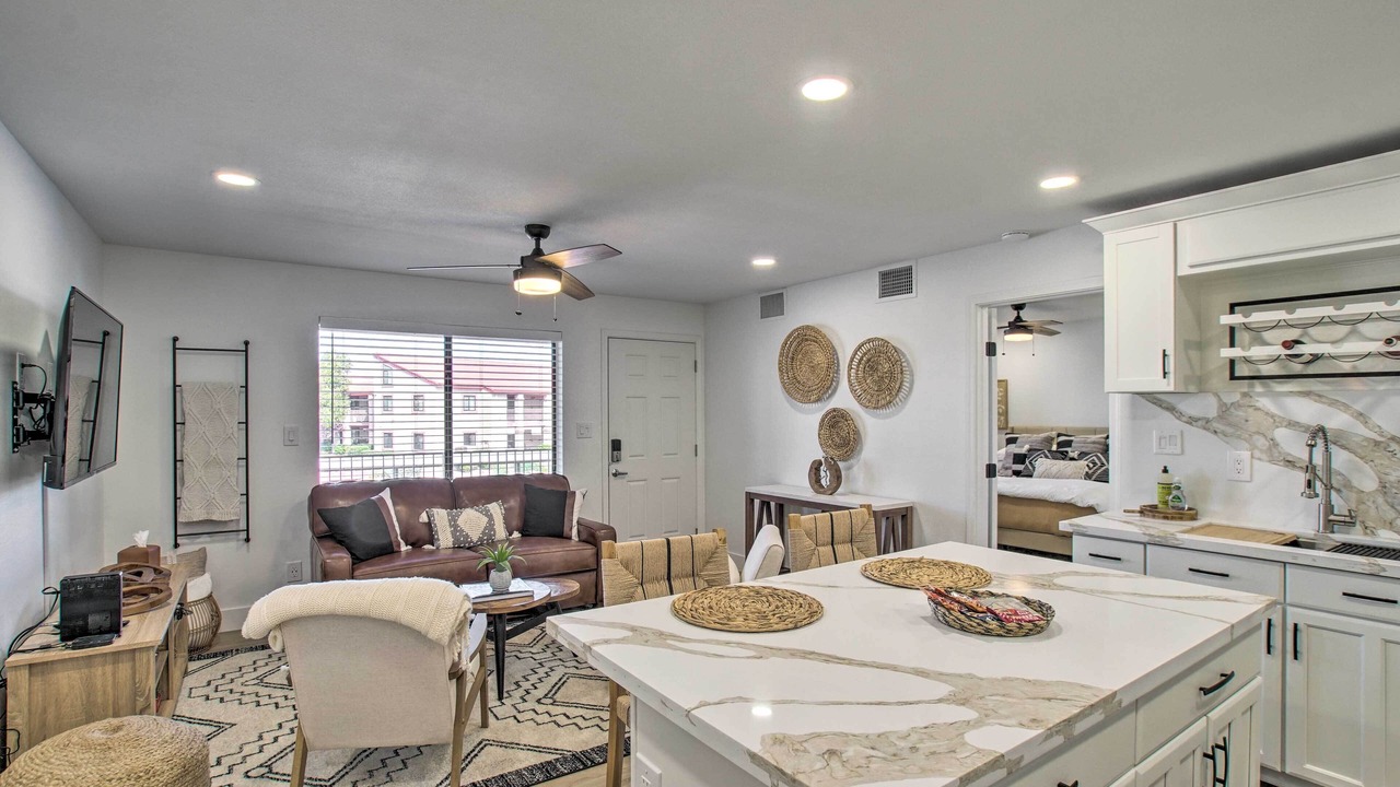 Photo of Livingroom in Apache Junction