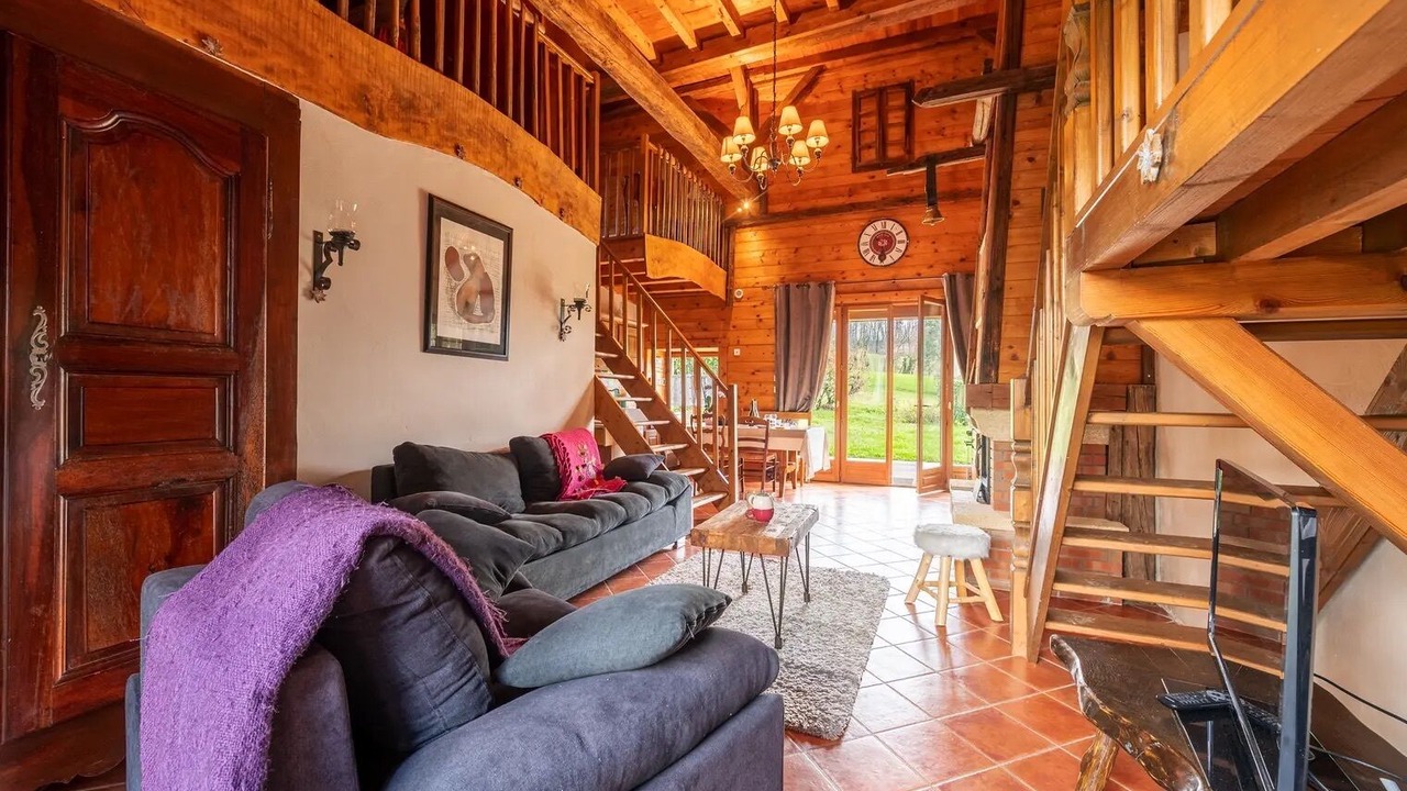 Photo of Livingroom in Vaulx