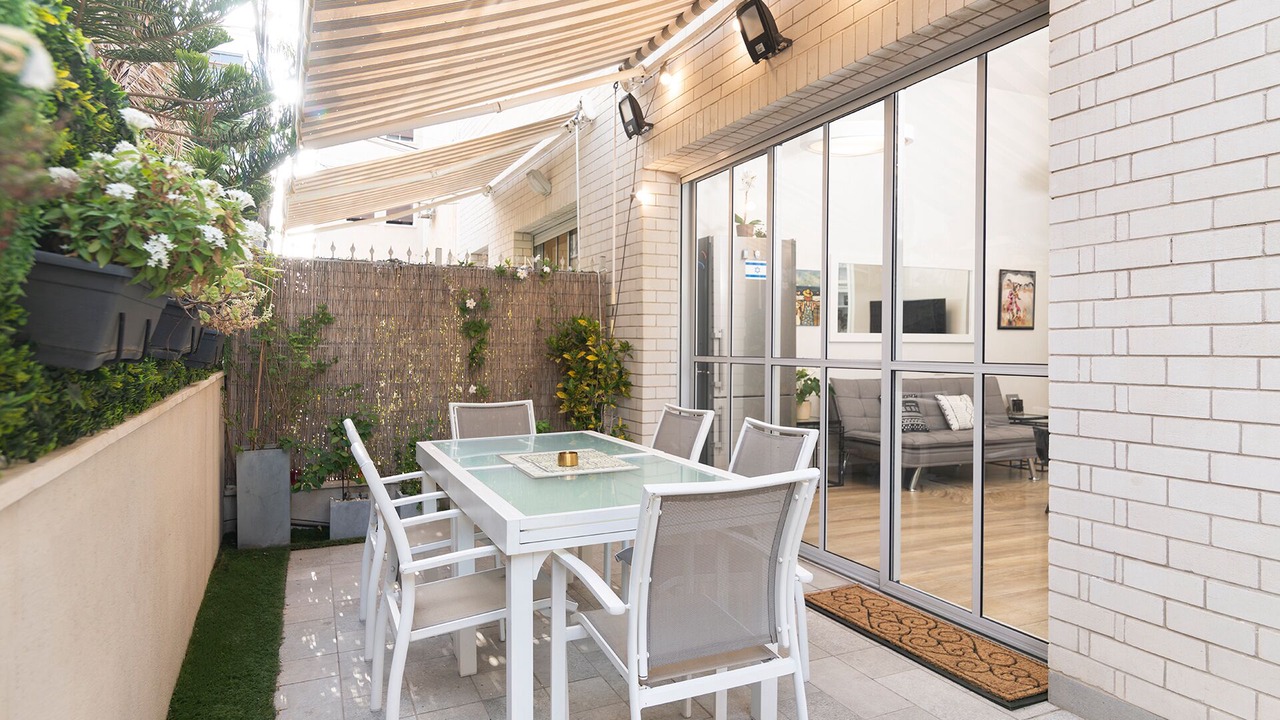 Photo of Outdoor in Kerem HaTeimanim
