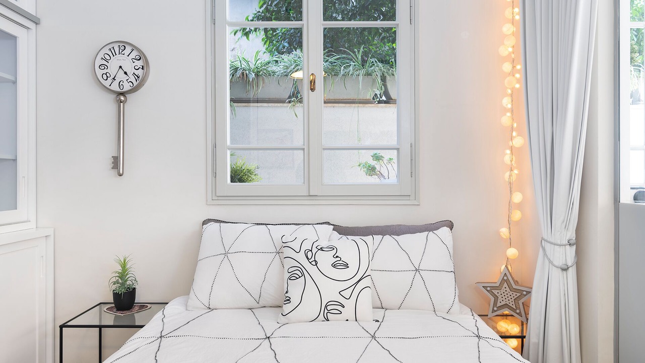Photo of Bedroom in Kerem HaTeimanim