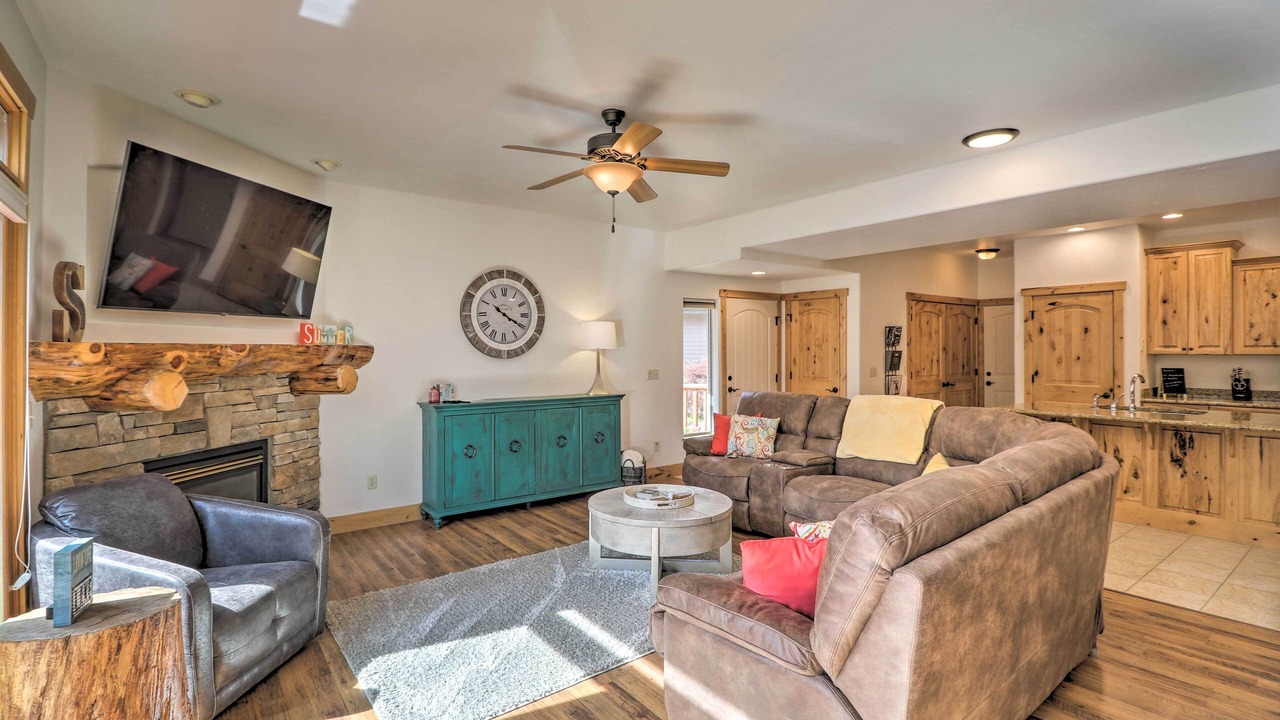 Photo of Livingroom in Somers