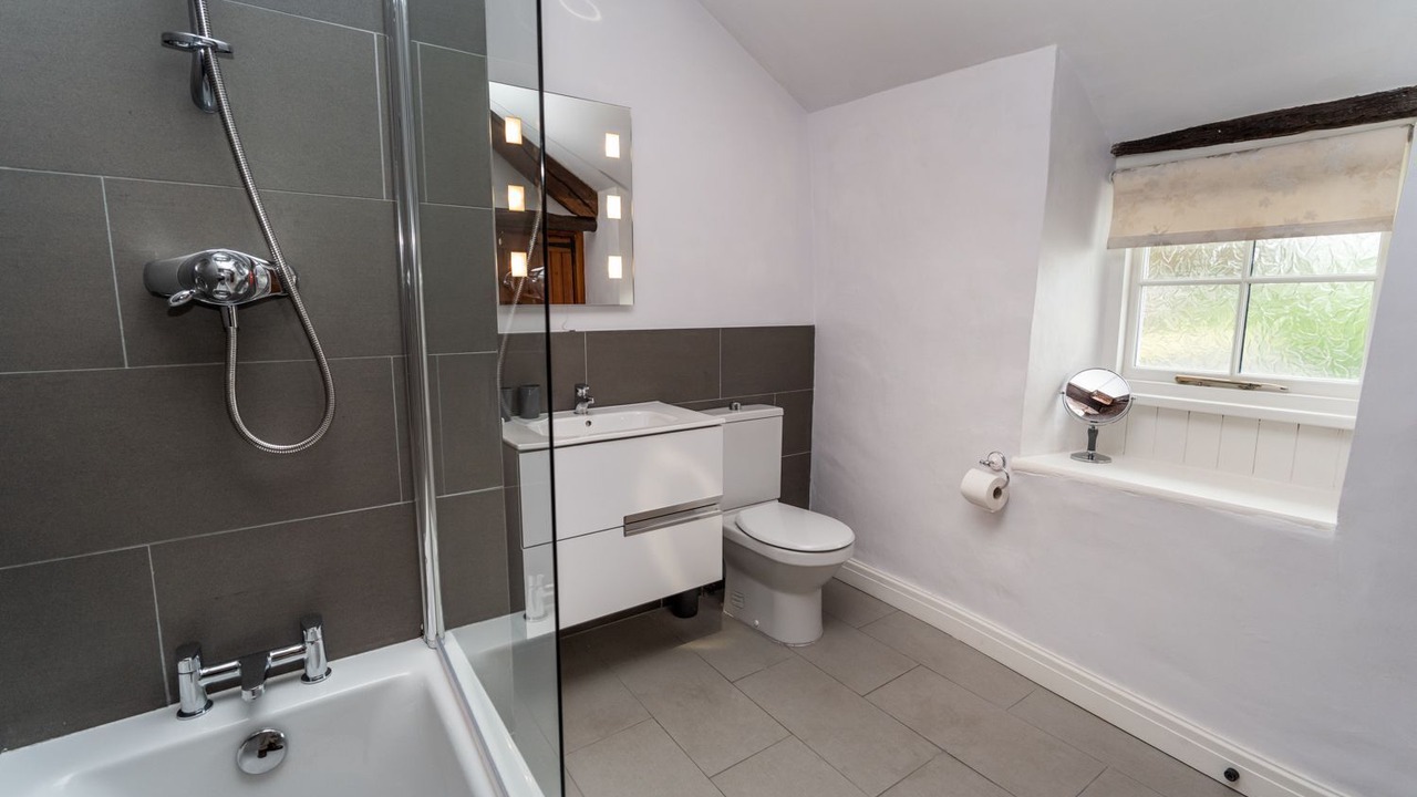Photo of Bathroom in Portinscale