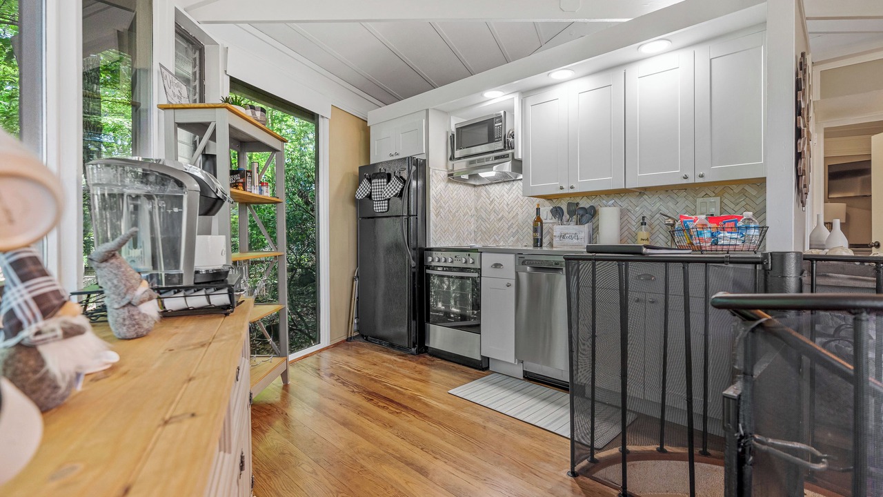 Photo of Kitchen in Big Canoe