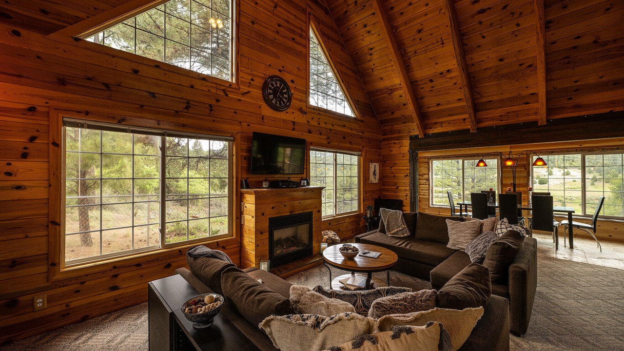Photo of Bedroom in Long Valley Junction