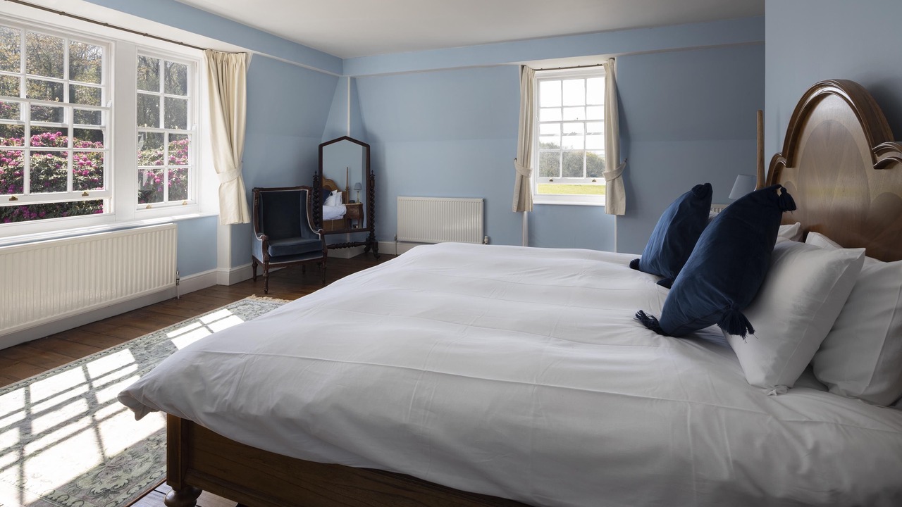 Photo of Bedroom in Saltash