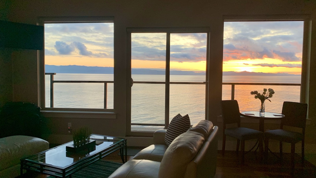 Photo of Livingroom in Otter Point