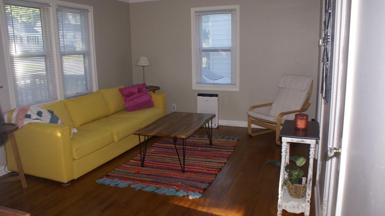 Photo of Livingroom in Aksarben - Elmwood Park