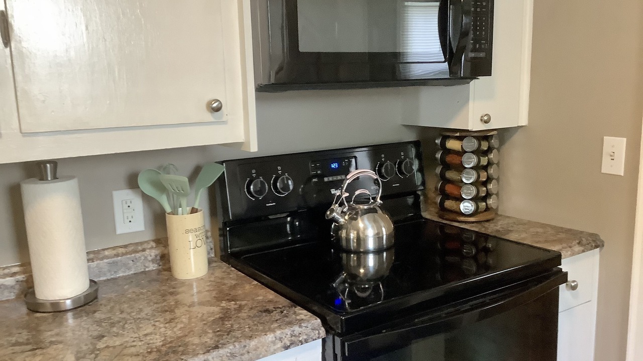 Photo of Kitchen in Aksarben - Elmwood Park