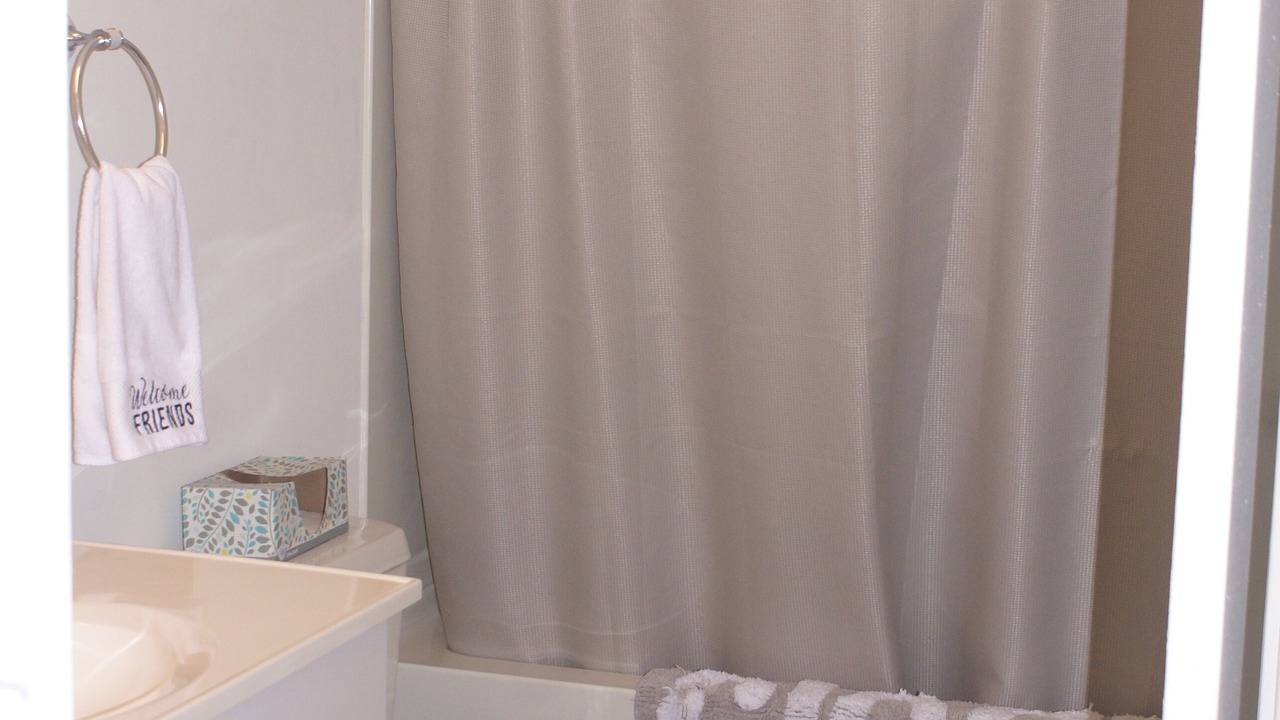 Photo of Bathroom in Aksarben - Elmwood Park