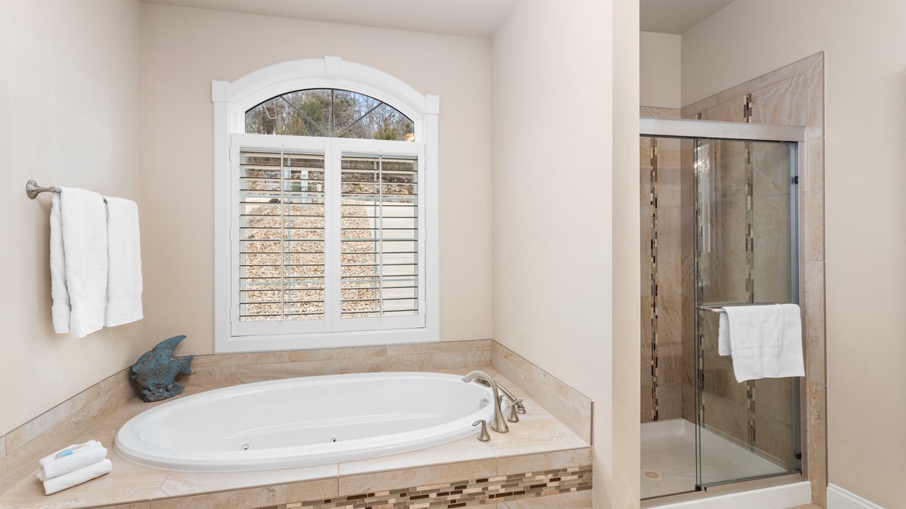 Photo of Bathroom in Roach