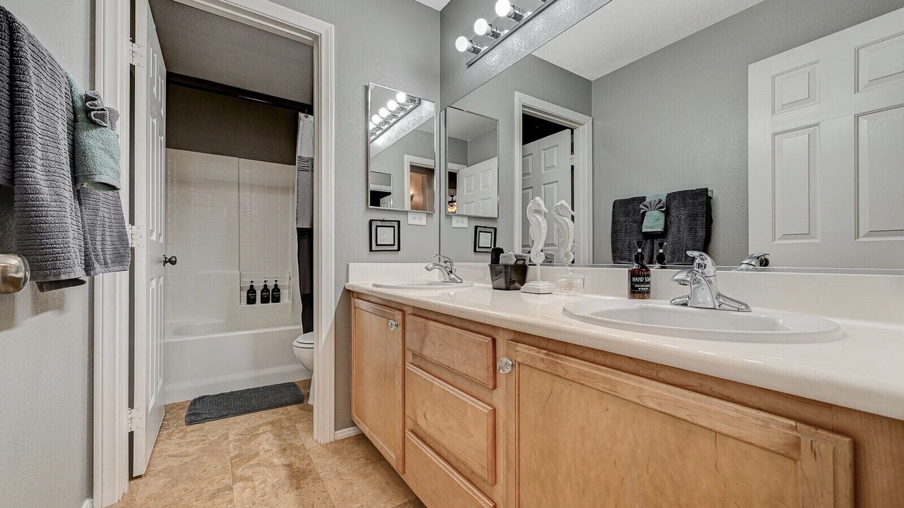 Photo of Bathroom in Silverado Ranch