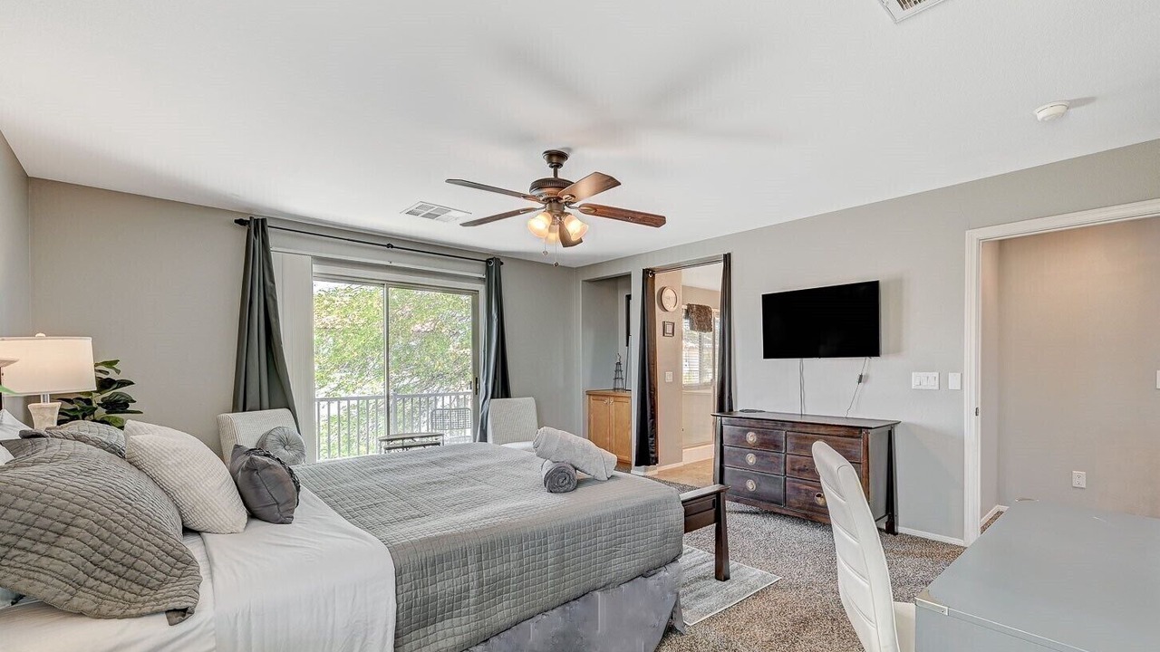 Photo of Bedroom in Silverado Ranch