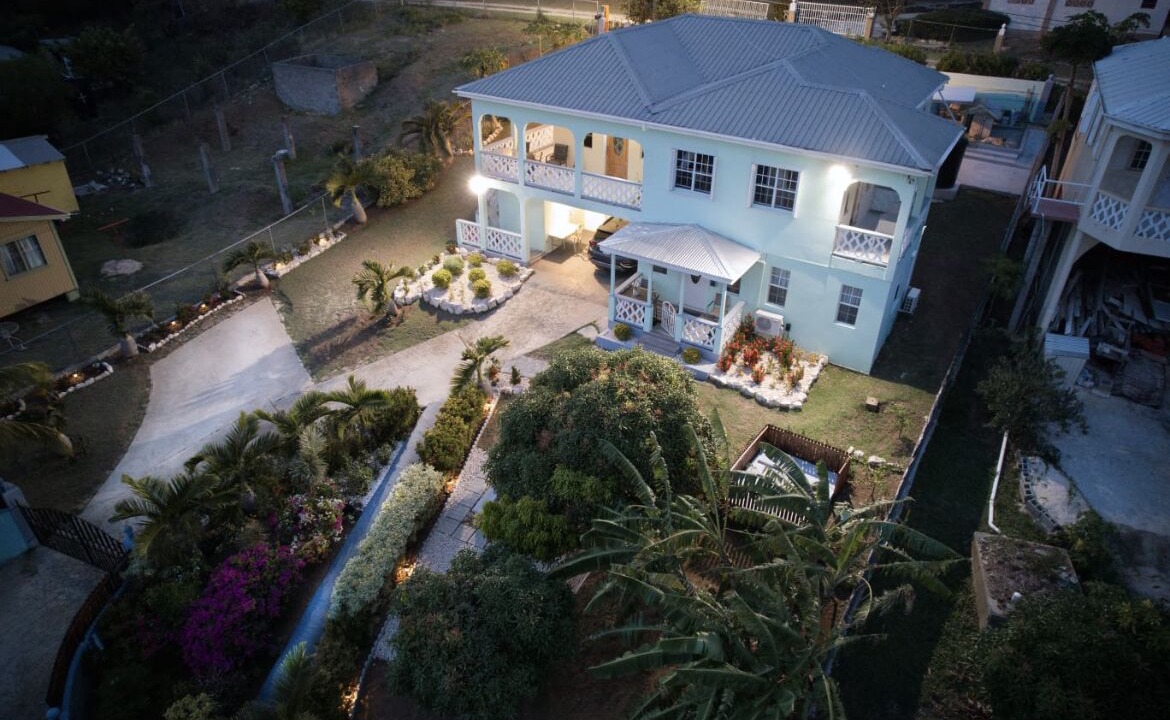 Photo of Outdoor in Cades Bay