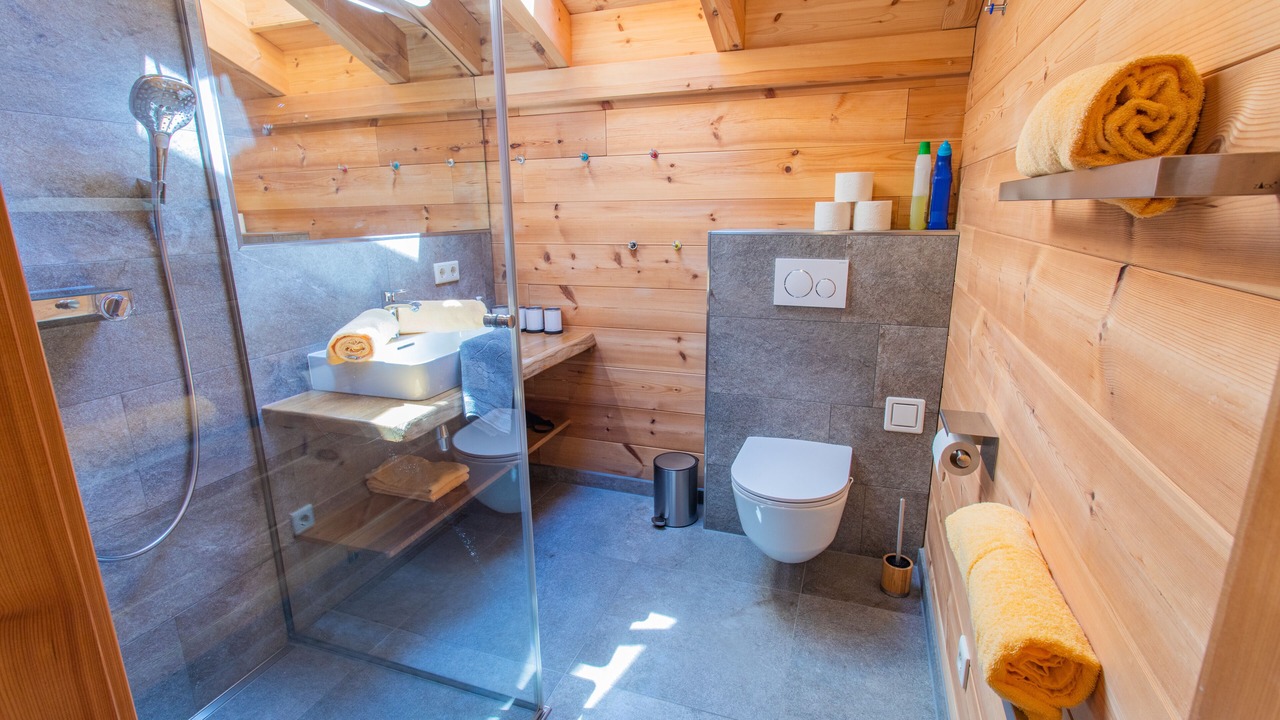 Photo of Bathroom in Aich