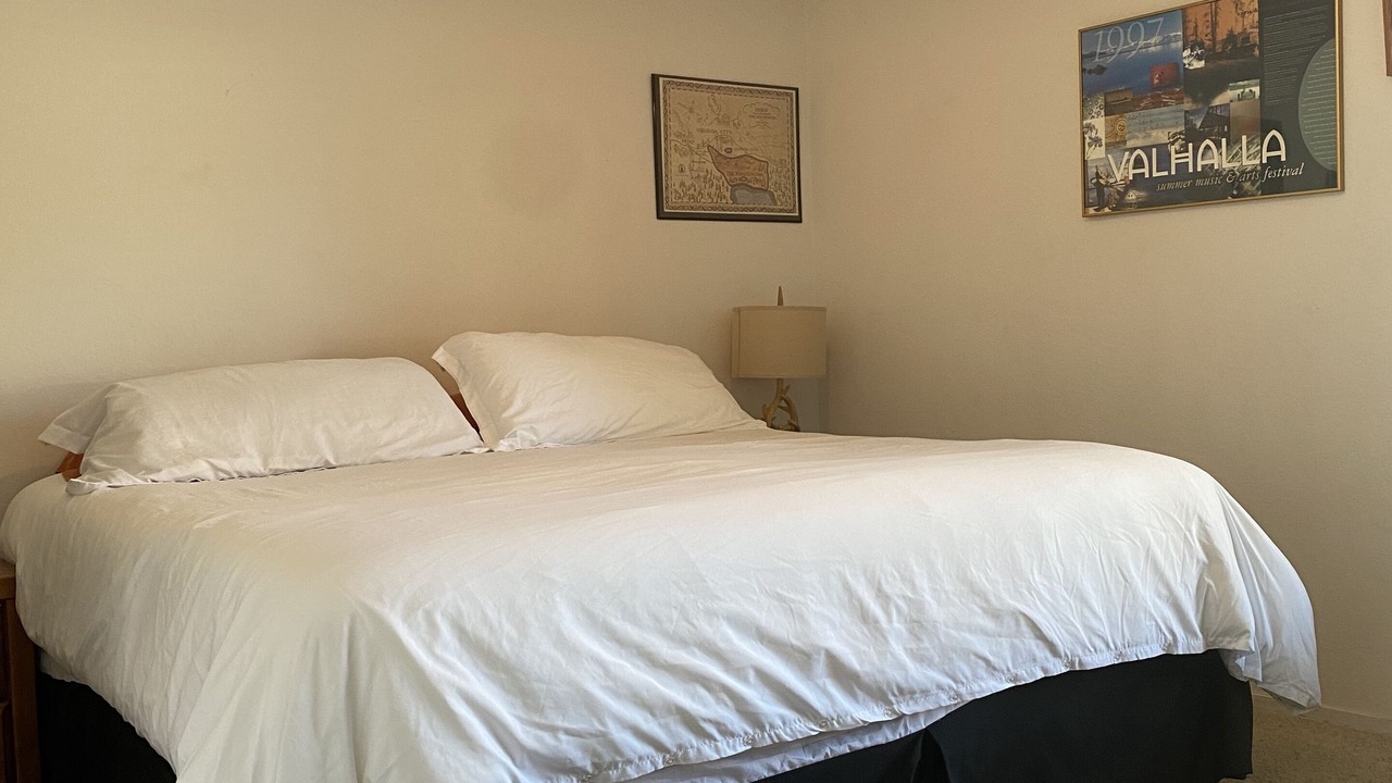 Photo of Bedroom in Tahoe Keys
